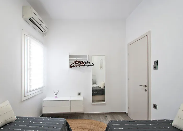 Appartement Capolavoro Sea View Villa, 6 Pers By Mps Skiathos-stad