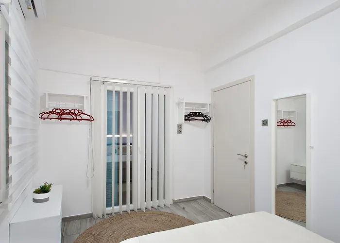 Appartement Capolavoro Sea View Villa, 6 Pers By Mps Skiathos-stad