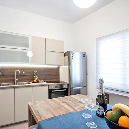 Apartament Capolavoro Sea View Villa, 6 Pers By Mps