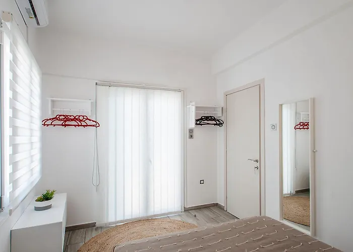 Apartamento Capolavoro Sea View Villa, 6 Pers By Mps Skiathos Town